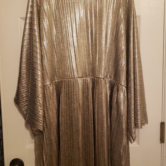 Eloquii Dress Pleated Kimono Sleeve Mini Silver/Gold Size 28 NWT - Picture 4 of 11